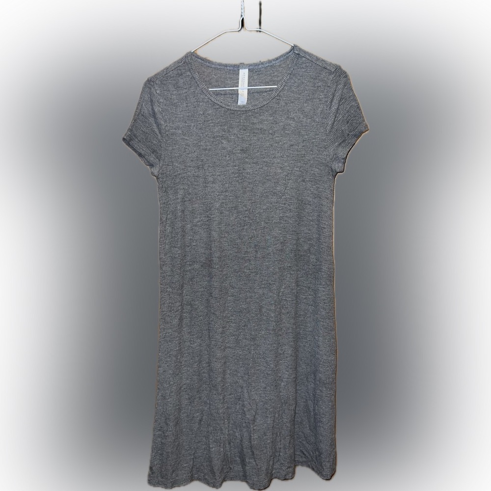Size: XS/S 
Colour: Gray
Brand: Aeropostale